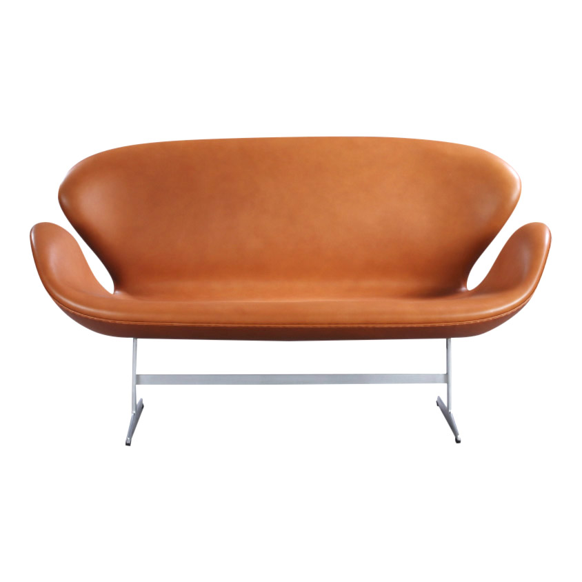 Arne Jacobsen Swan sofa walnut aniline leather CPH Classic